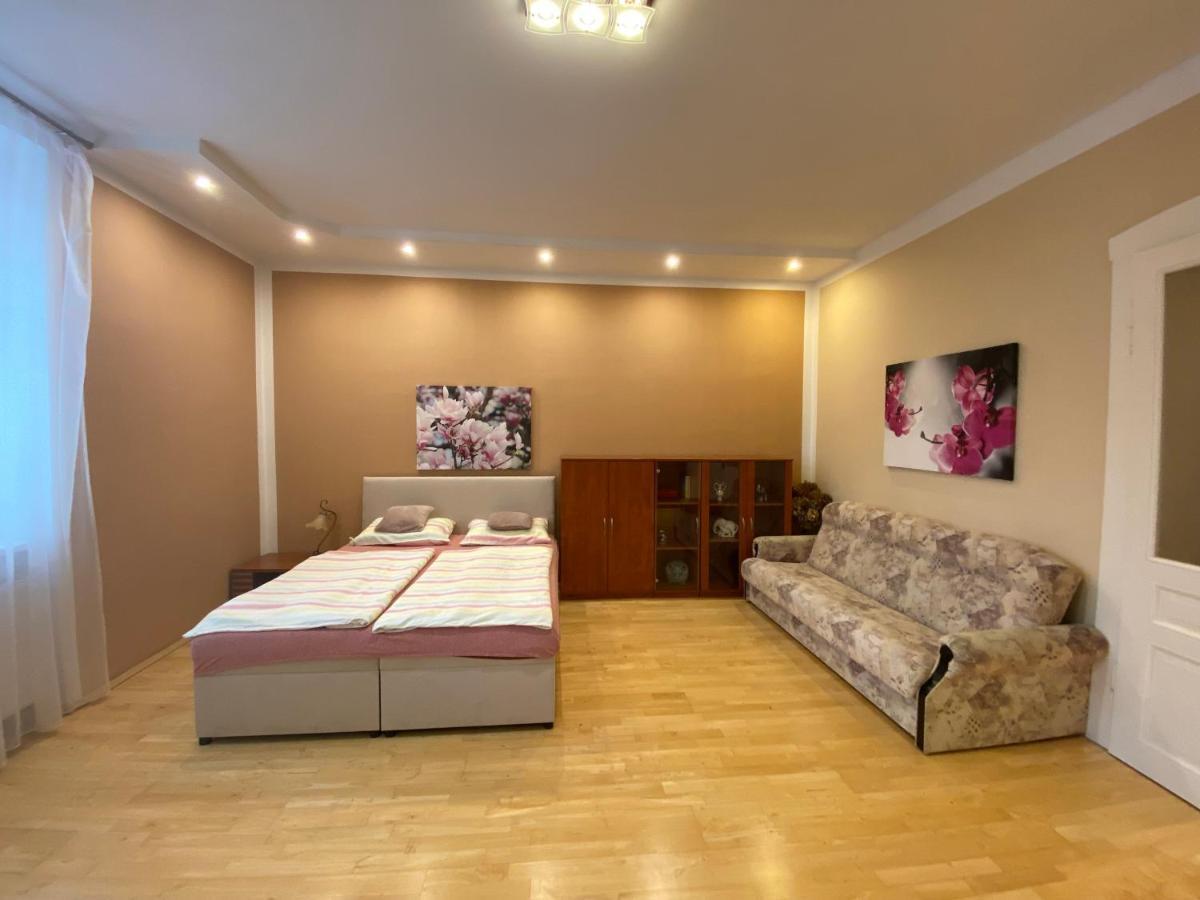 Holicak Apartment *